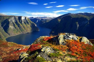 aurlandsfjord in noorwegen